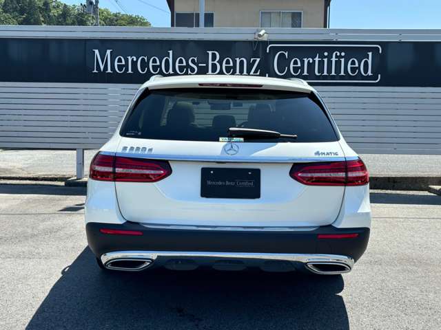 Mercedes-Benz E-Class All-Terrain 6
