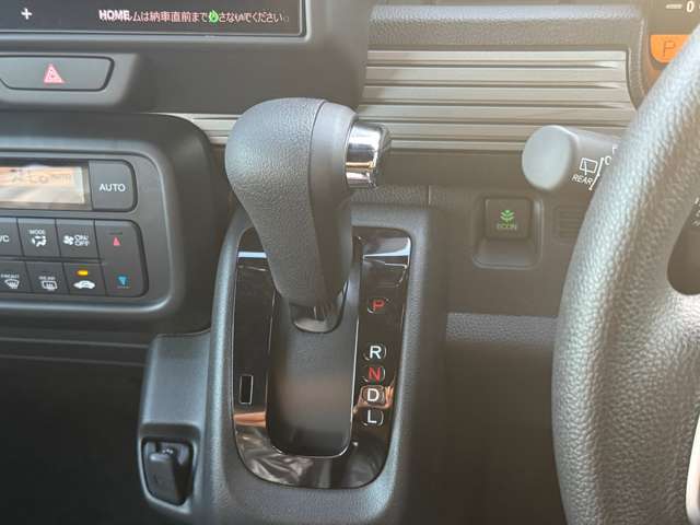 Honda N-VAN 11