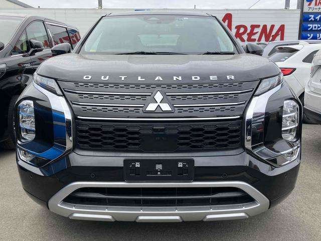 Mitsubishi Outlander 4