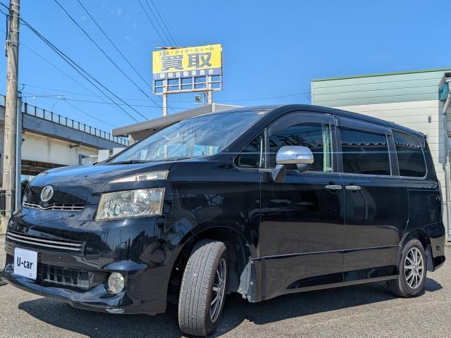 Toyota Voxy 5