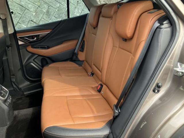 Subaru Legacy Outback 9