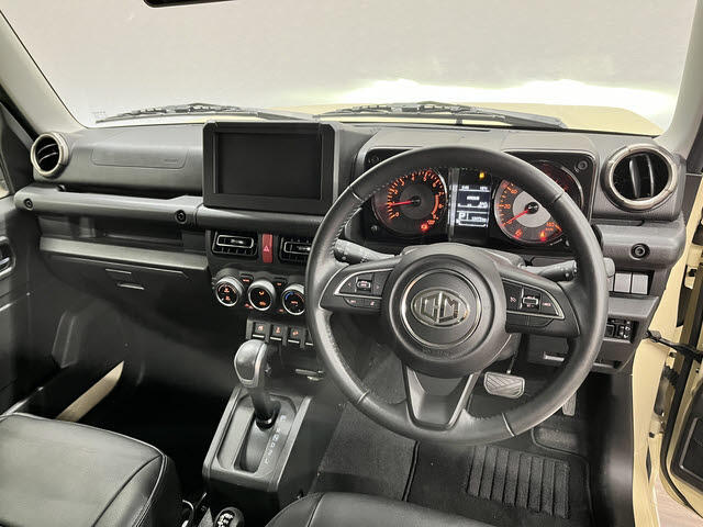 Suzuki Jimny 8