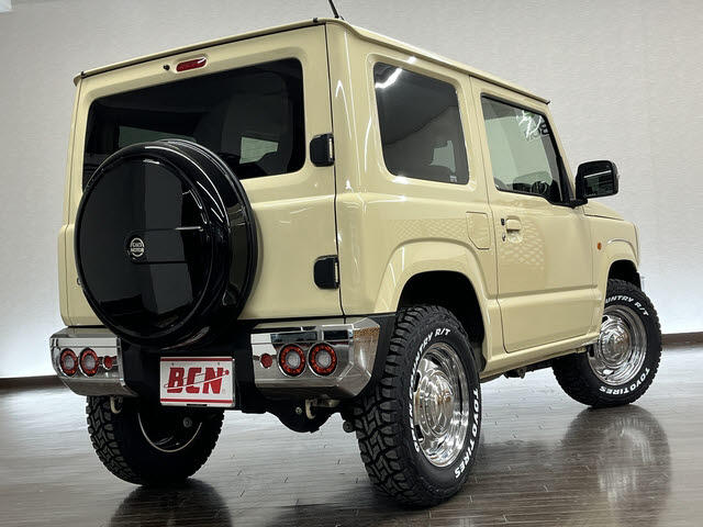 Suzuki Jimny 10