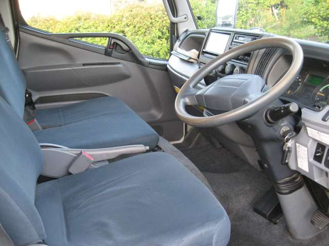 Mitsubishi Fuso Canter 12