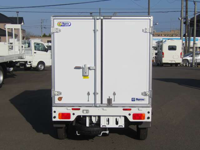 Mazda Scrum Truck 8