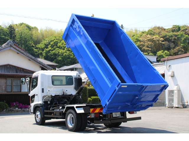 Hino Ranger 10