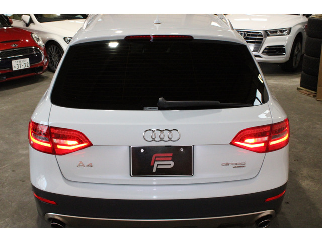 Audi A4 Allroad Quattro 8