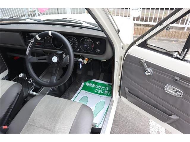 Nissan Sunny Truck 11