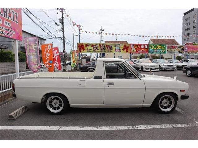 Nissan Sunny Truck 4