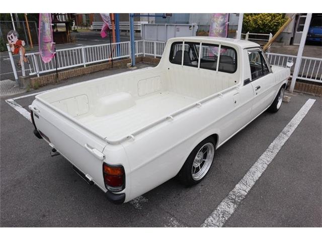 Nissan Sunny Truck 7