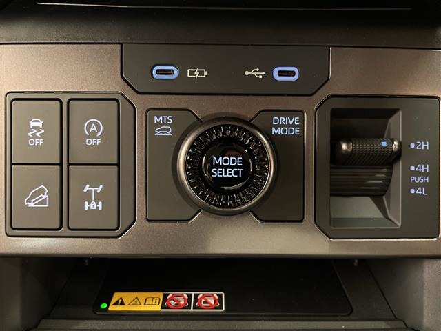 Toyota Hilux 11