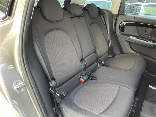 MINI Crossover 5