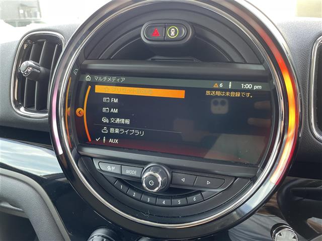 MINI Crossover 10
