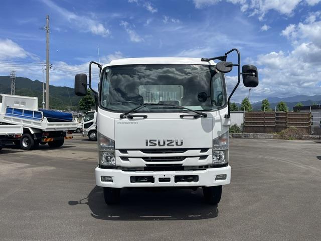 Isuzu Forward 2