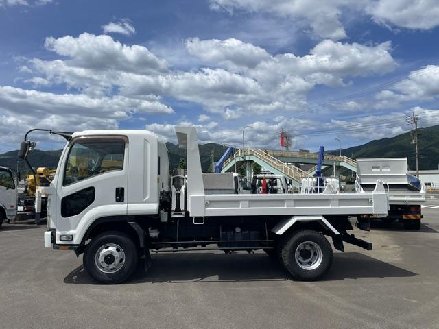 Isuzu Forward 4