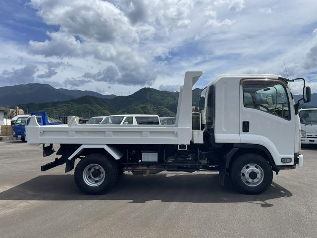 Isuzu Forward 9