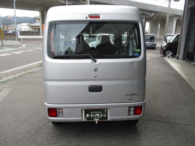Suzuki Every 6