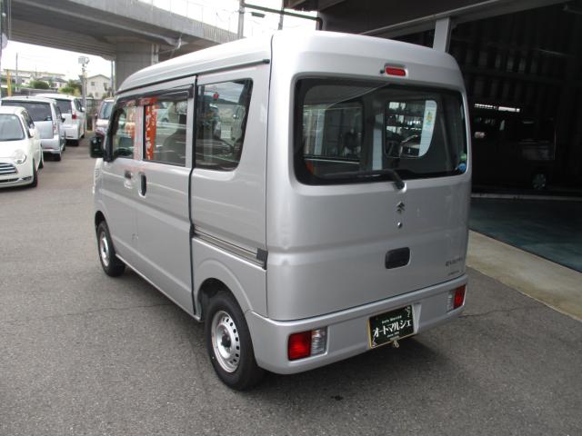 Suzuki Every 8