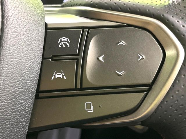 Lexus NX 9