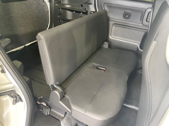 Suzuki Spacia Base 9