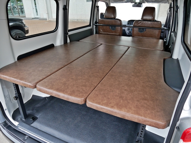 Toyota Town Ace Van 12