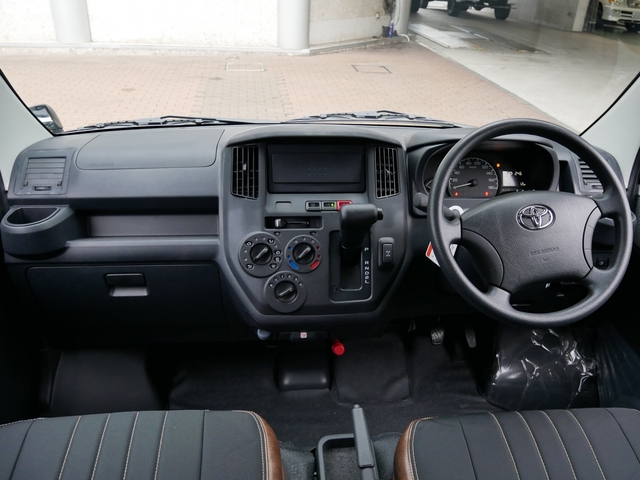 Toyota Town Ace Van 5