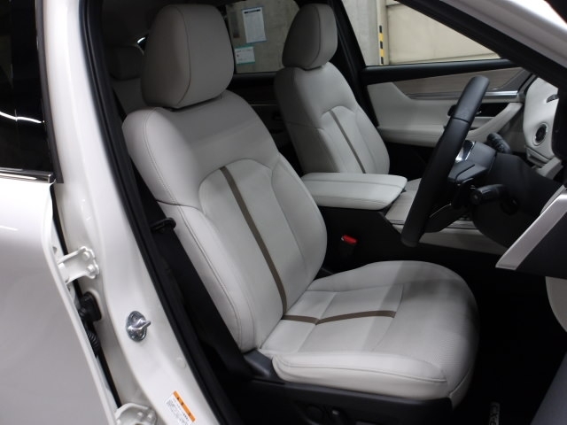 Mazda CX-60 8