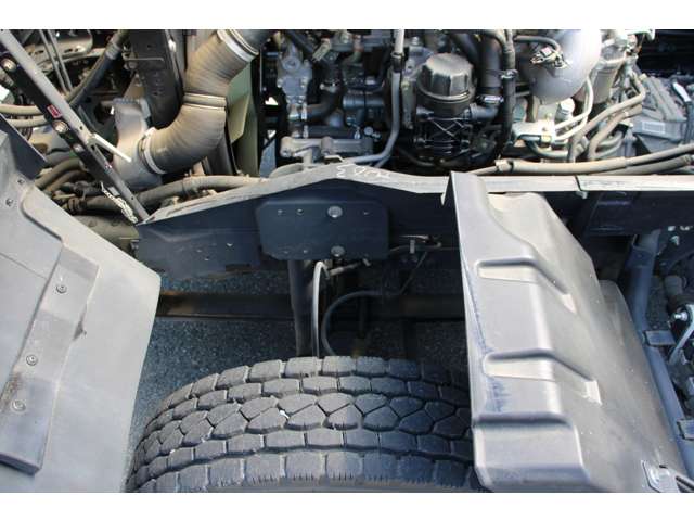 Isuzu Forward 11