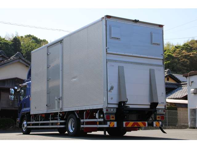Isuzu Forward 7