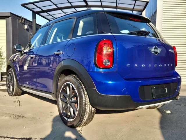 MINI Crossover 7