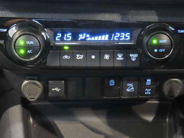 Toyota Hilux 12