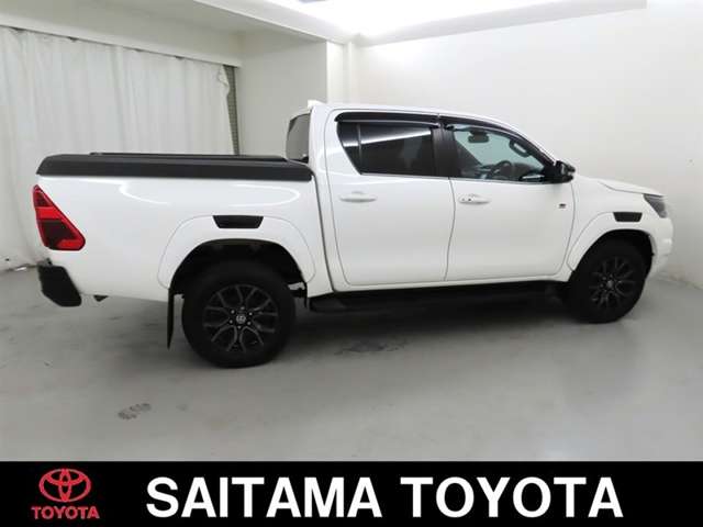 Toyota Hilux 9