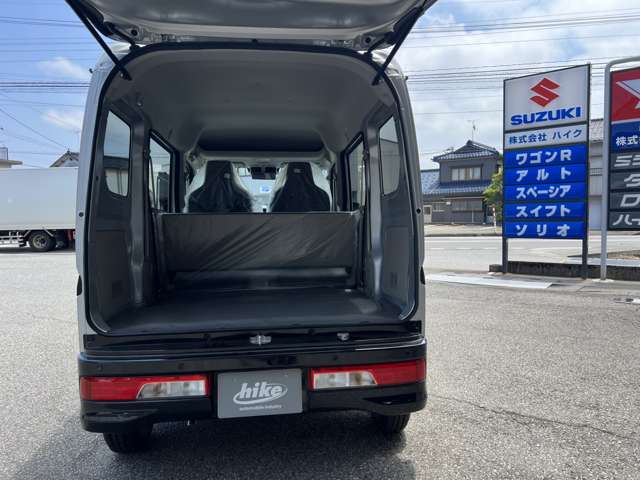 Suzuki Every 11