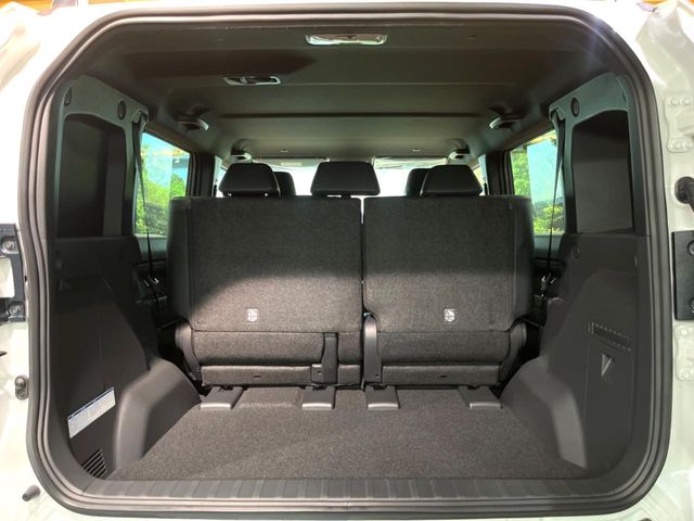 Toyota Land Cruiser FJ 11
