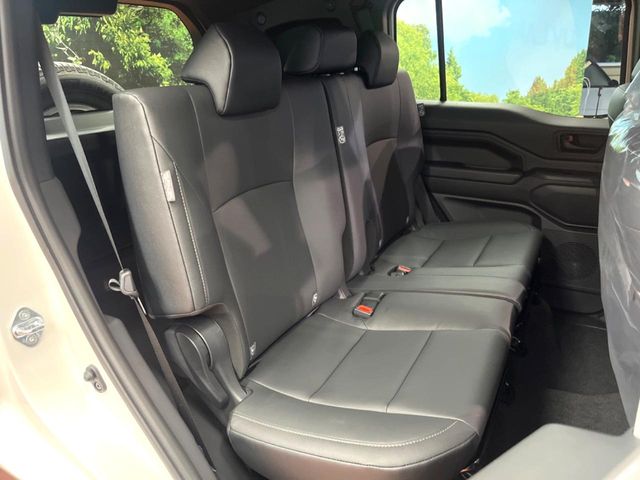 Toyota Land Cruiser FJ 10