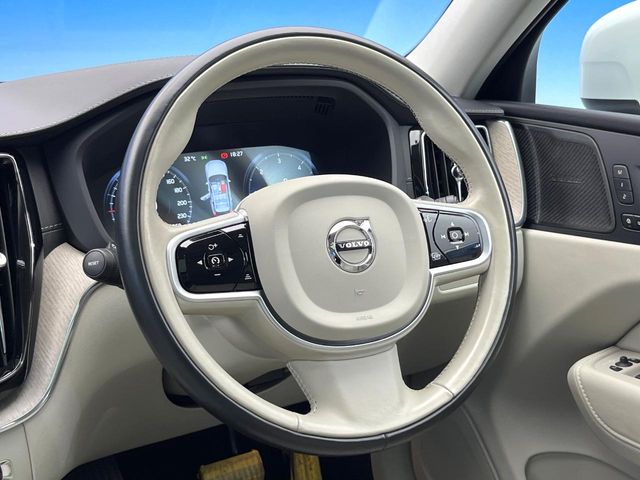 Volvo XC60 11