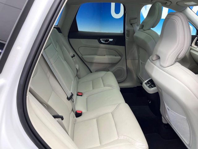 Volvo XC60 10