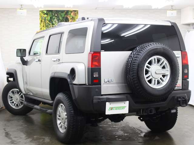 Hummer H3 7