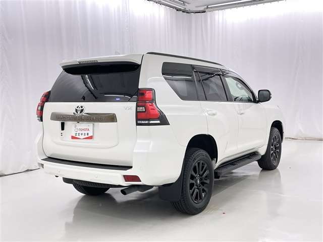 Toyota Land Cruiser Prado 7