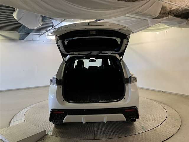 Toyota Harrier 9