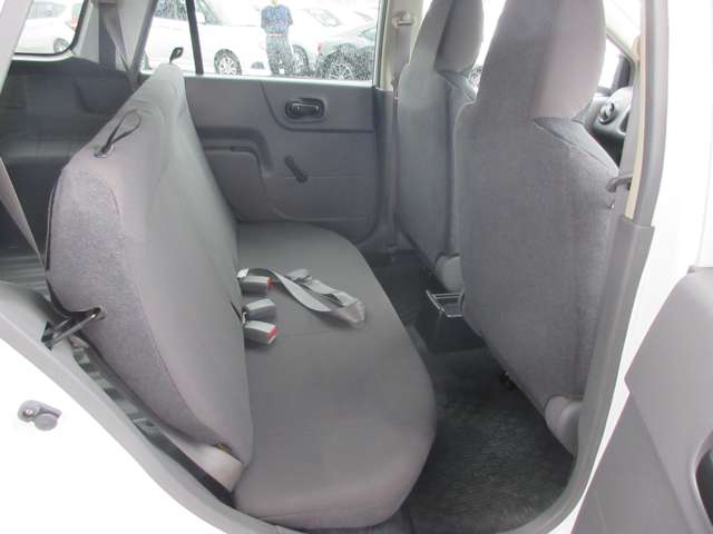 Nissan NV150 AD 9