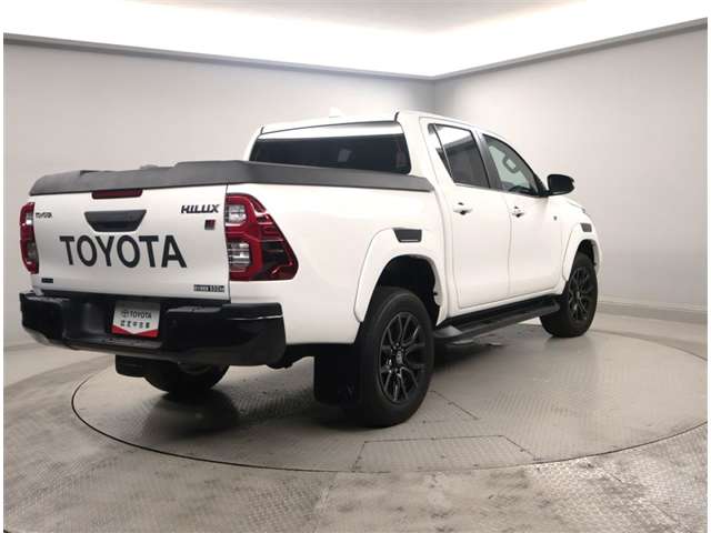 Toyota Hilux 3
