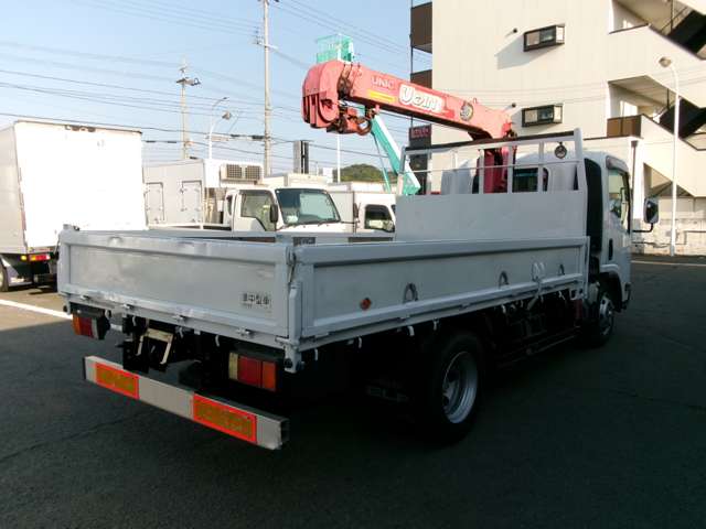 Isuzu Elf 2