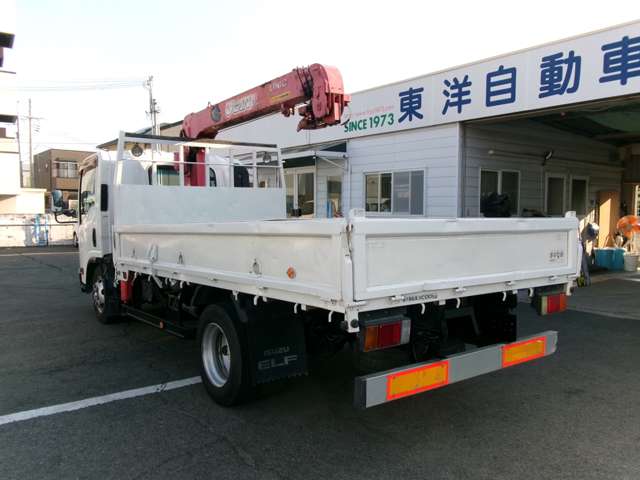 Isuzu Elf 6