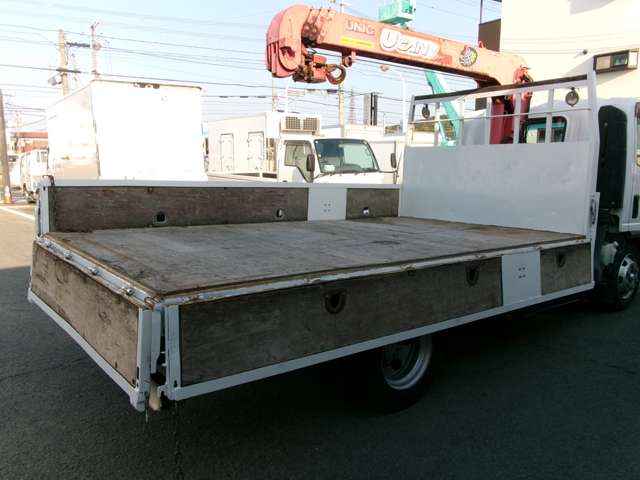 Isuzu Elf 8