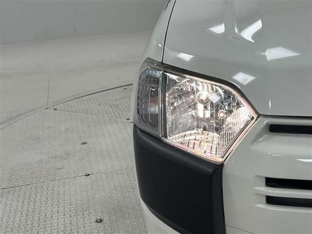 Toyota Probox Van 12