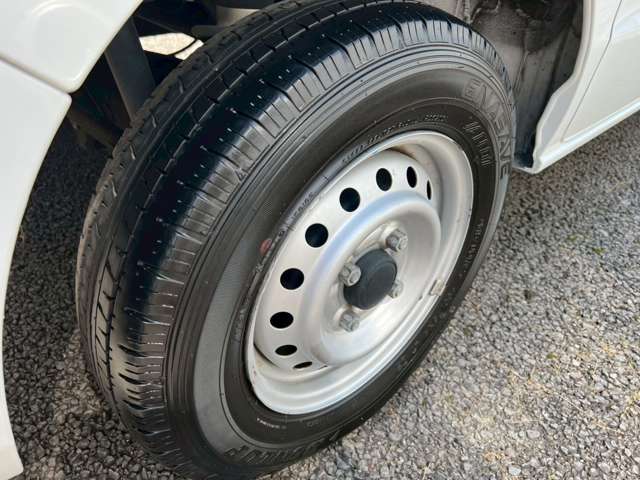 Nissan NV100 Clipper 11