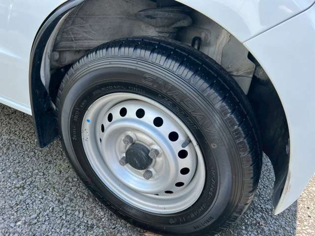 Nissan NV100 Clipper 12
