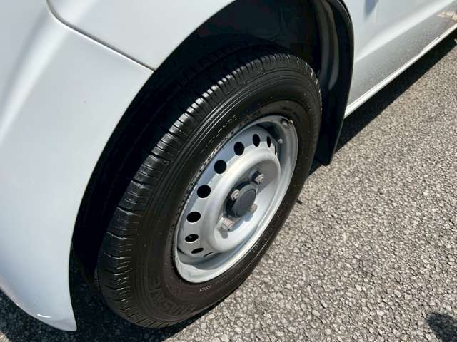 Nissan NV100 Clipper 10