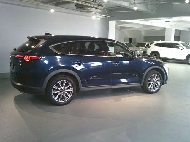 Mazda CX-8 4